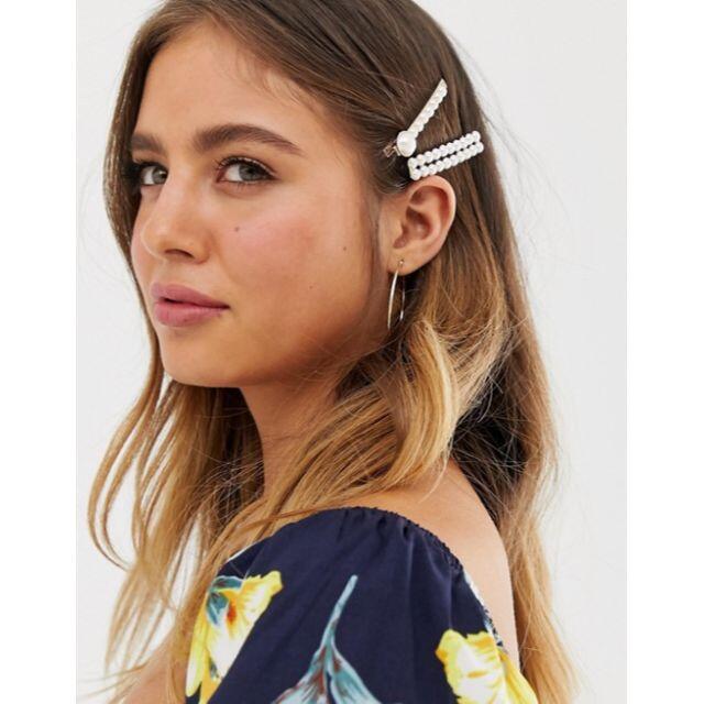 asos(エイソス)の【ASOS】ミックスパールシェイプのヘアクリップ【新品未使用】 レディースのヘアアクセサリー(ヘアピン)の商品写真