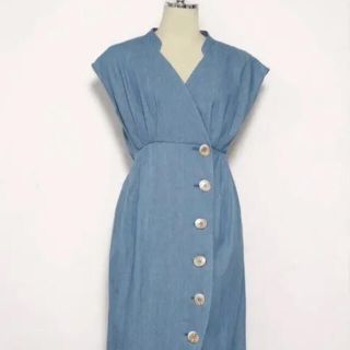 スナイデル(SNIDEL)のherlipto Denim Wrap-effect Midi Dress(ひざ丈ワンピース)