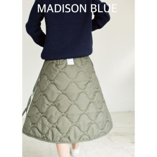 マディソンブルー(MADISONBLUE)の【MADISON BLUE】キルティング FLARE SKIRT /カーキ(ひざ丈スカート)