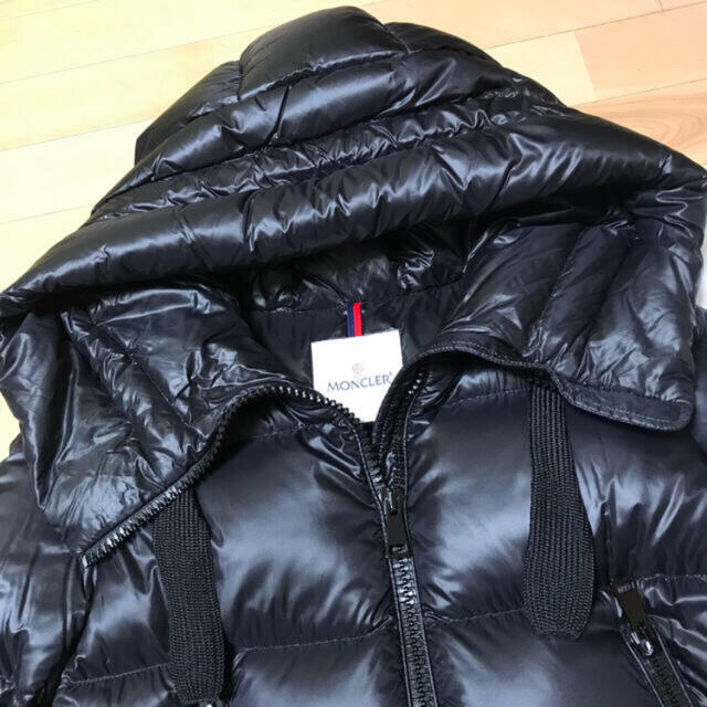 MONCLER モンクレール SERIN ブラック サイズ0 美品　レディース