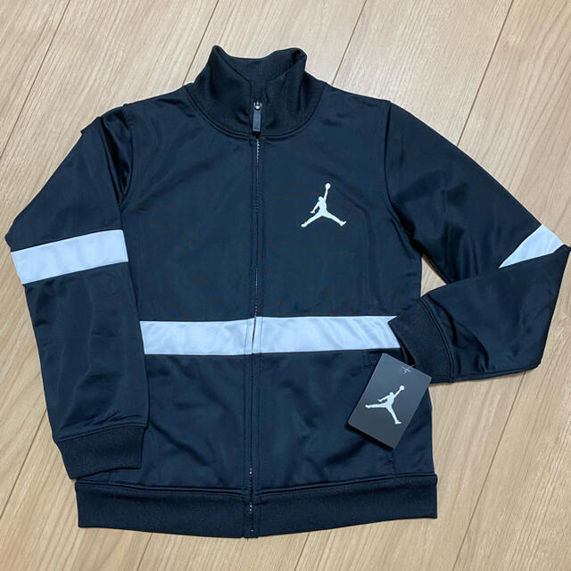 NIKE(ナイキ)の【NIKE Jordan】6-7yrs / ナイキ ジョーダン ジャージ キッズ/ベビー/マタニティのキッズ服男の子用(90cm~)(ジャケット/上着)の商品写真