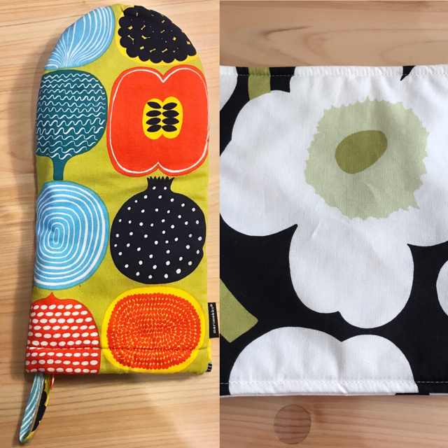 卓抜 marimekko 鍋敷きと鍋つかみ