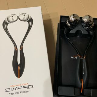 シックスパッド(SIXPAD)の【未使用】SIXPAD フェイシャルローラー(フェイスローラー/小物)