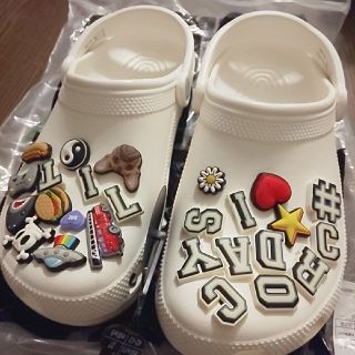 クロックス(crocs)の   クロックス サンダル 限定品 27(サンダル)