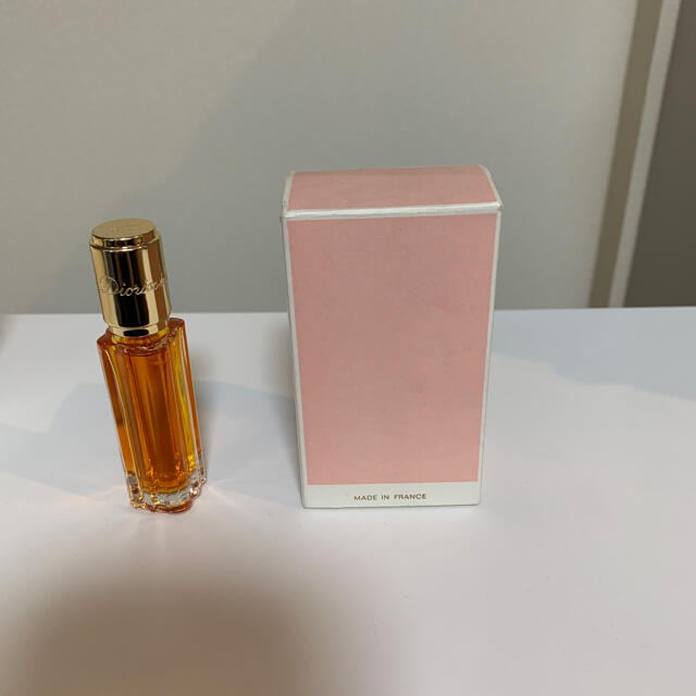 Christian Dior(クリスチャンディオール)の【特価★未使用品】Christian Dior 香水　diorissimo コスメ/美容の香水(香水(女性用))の商品写真