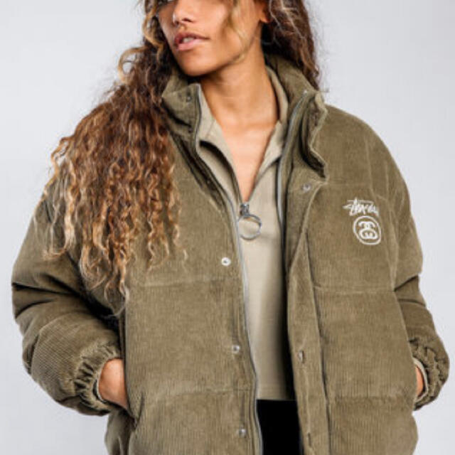 STUSSY(ステューシー)のストゥーシー　パッファージャケット　Lサイズ レディースのジャケット/アウター(その他)の商品写真