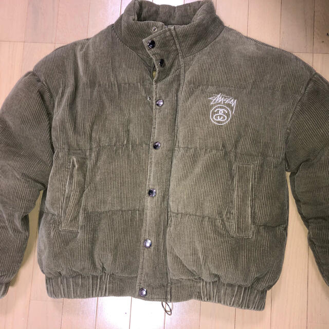 STUSSY(ステューシー)のストゥーシー　パッファージャケット　Lサイズ レディースのジャケット/アウター(その他)の商品写真