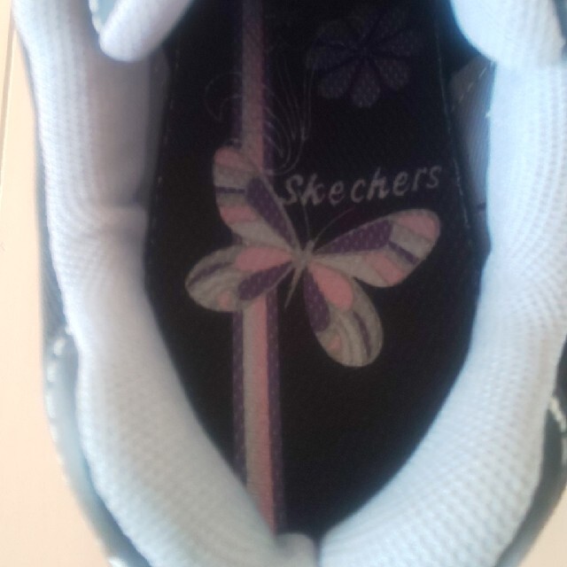 SKECHERS(スケッチャーズ)の新品箱付 スケッチャーズ 厚底ヒールスニーカー 23cm 黒 レディースの靴/シューズ(スニーカー)の商品写真