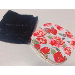 ドルチェアンドガッバーナ(DOLCE&GABBANA)のDOLCE&GABBANA♡ブラッシュオブローズ ルミナスチークカラー 210(チーク)