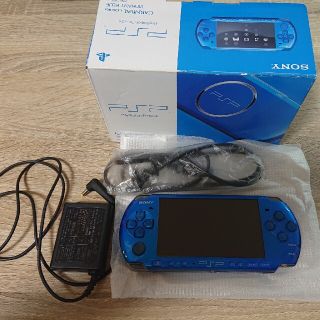 プレイステーションポータブル(PlayStation Portable)のPSP 本体 ブルー 充電コード付 バッテリーなし(携帯用ゲーム機本体)