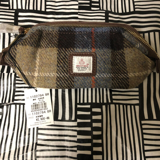 Harris Tweed(ハリスツイード)の新品　ハリスツイード　Harris tweed  ポーチ レディースのファッション小物(ポーチ)の商品写真