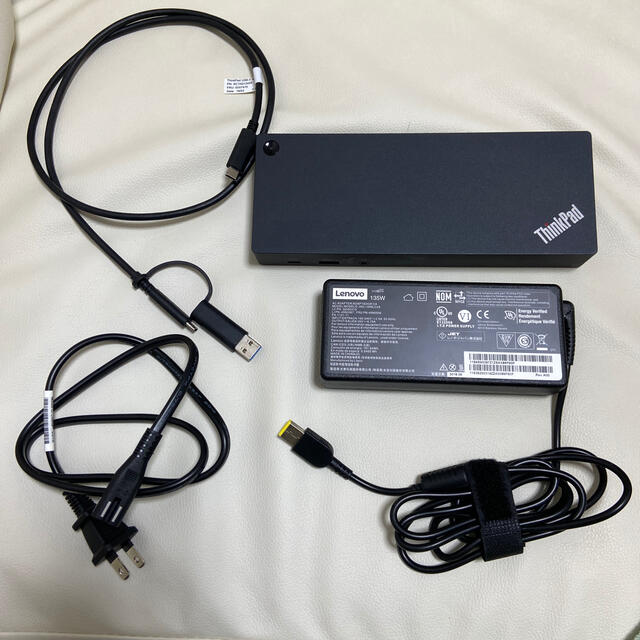 Lenovo(レノボ)のUSBハブ ThinkPad ハイブリッド・ドック 40AF USBドック スマホ/家電/カメラのPC/タブレット(PC周辺機器)の商品写真