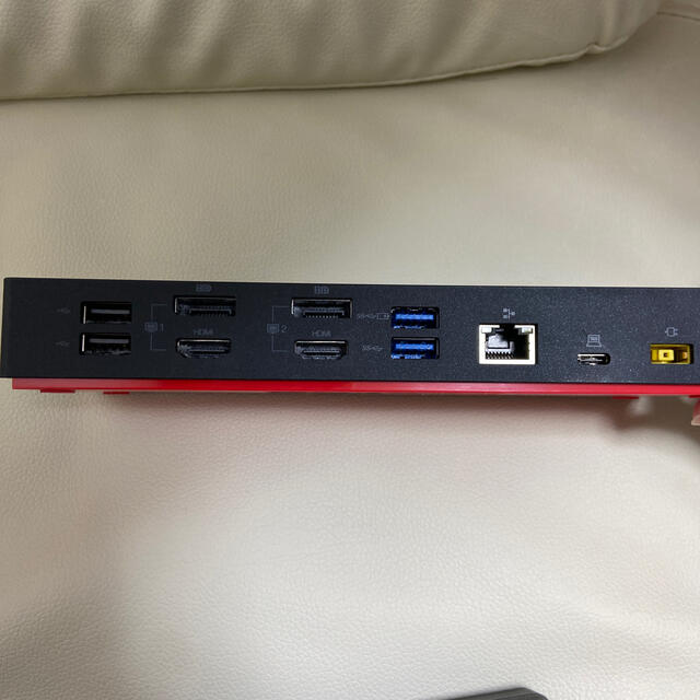 Lenovo(レノボ)のUSBハブ ThinkPad ハイブリッド・ドック 40AF USBドック スマホ/家電/カメラのPC/タブレット(PC周辺機器)の商品写真