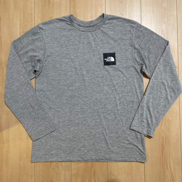 THE NORTH FACE(ザノースフェイス)の美品 ノースフェイス スクエアロゴ tシャツ メンズのトップス(Tシャツ/カットソー(七分/長袖))の商品写真