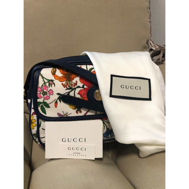 再入荷】 Gucci - 未使用 ショルダーバック フローラ ネイビー GUCCI