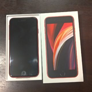 アイフォーン(iPhone)のiPhone SE2 128GB 新品レッド RED 赤 au(携帯電話本体)