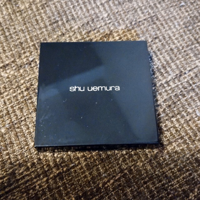 shu uemura(シュウウエムラ)のshu uemura ブローパレット*ウォルナットブラウン/エイコーン コスメ/美容のベースメイク/化粧品(パウダーアイブロウ)の商品写真