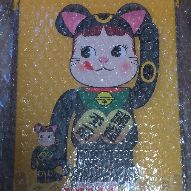 BE@RBRICK 招き猫 ペコちゃん 黒メッキ 100% & 400%