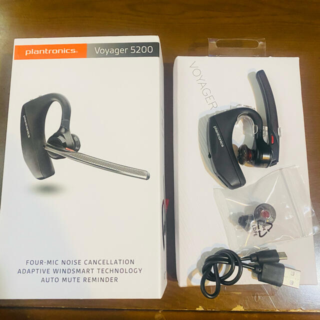 美品PLANTRONICS Voyager 5200ヘッドセット スマホ/家電/カメラのオーディオ機器(ヘッドフォン/イヤフォン)の商品写真