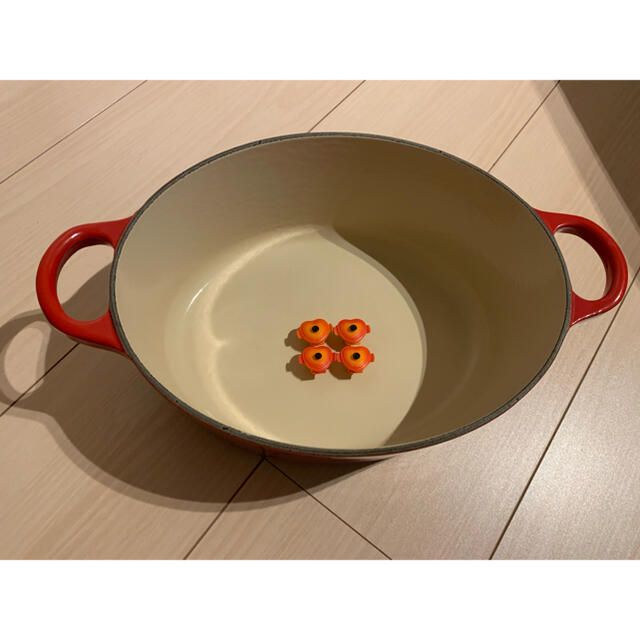 LE CREUSET - 鍋、プラスチックピンセットの通販 by うーろん's shop ...