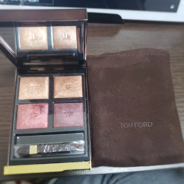 TOM FORD(トムフォード)のトムフォード ハネムーン 04 コスメ/美容のベースメイク/化粧品(アイシャドウ)の商品写真