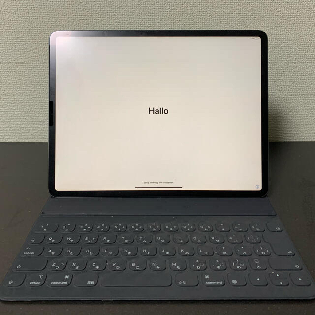 iPad Pro12.9インチ(Smart keyboard folio付き)129インチ