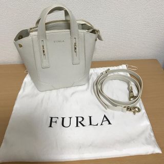 フルラ(Furla)のFURLA バッグ　ペルラ(ショルダーバッグ)