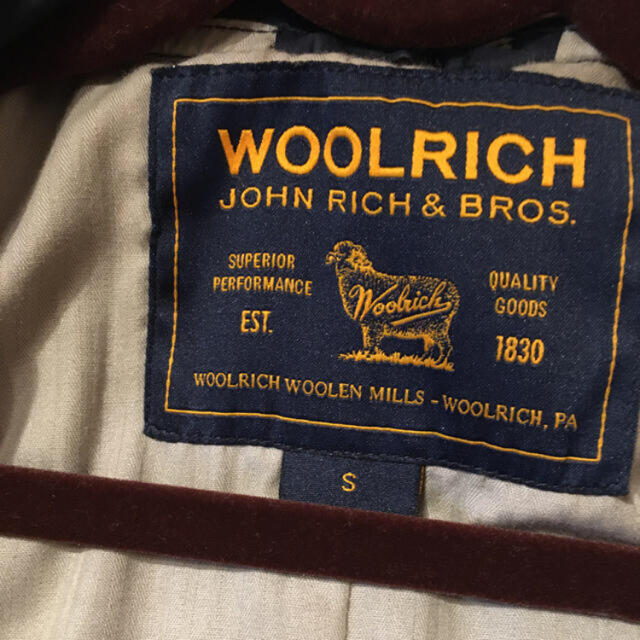 Woolrich  ﾏｳﾝﾃﾝｼﾞｬｹｯﾄ  ﾈｲﾋﾞｰ