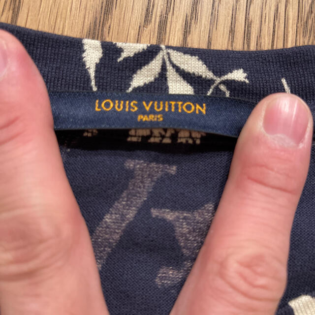 LOUIS VUITTON(ルイヴィトン)の新作☆リーフディスチャージtシャツ☆ＸＬ メンズのトップス(Tシャツ/カットソー(半袖/袖なし))の商品写真