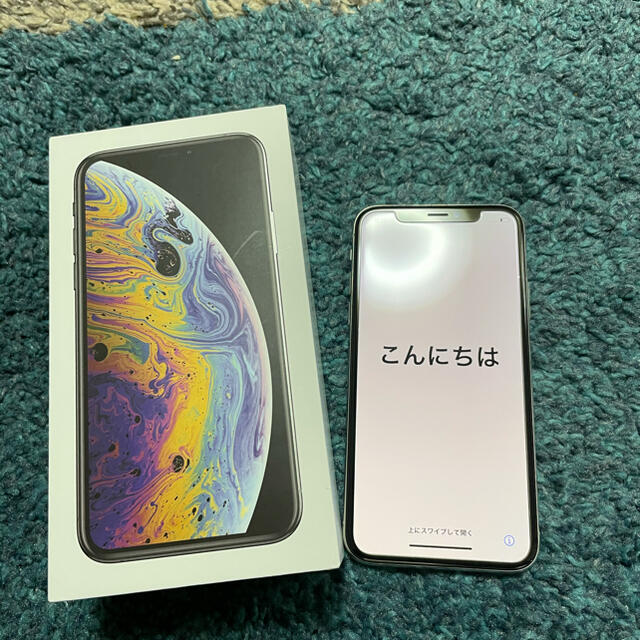 iPhone xs 256GB docomo シルバー