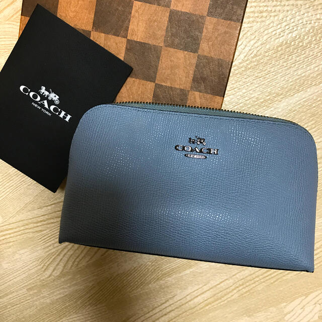 COACH(コーチ)のコーチ　ポーチ レディースのファッション小物(ポーチ)の商品写真