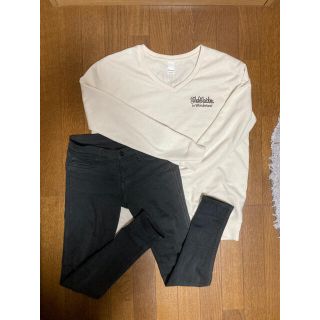 マウジー(moussy)のmoussy 黒スキニー&バックプリントプルオーバーコーデ(セット/コーデ)