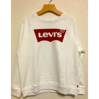 リーバイス(Levi's)の☆新品☆ LEVI'S リーバイス スウェット トレーナー　白　赤　ビッグ　ロゴ(スウェット)