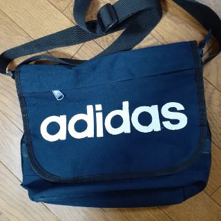 アディダス(adidas)のアディダス　ショルダーバック(ショルダーバッグ)