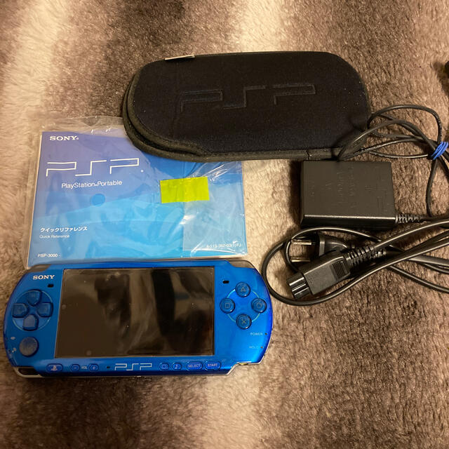 PlayStation Portable(プレイステーションポータブル)のPSP本体　PSP-3000VB エンタメ/ホビーのゲームソフト/ゲーム機本体(家庭用ゲーム機本体)の商品写真