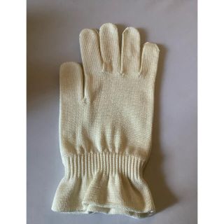 絹100％手袋　スマホ対応指先なしに加工も可(手袋)