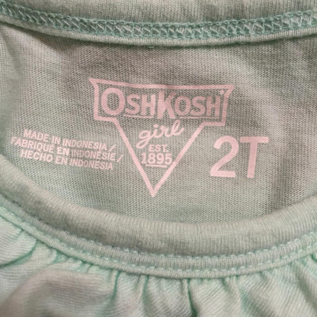 OshKosh(オシュコシュ)のオシュコシュフリルワンピース2着セット キッズ/ベビー/マタニティのキッズ服女の子用(90cm~)(ワンピース)の商品写真