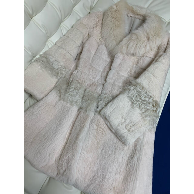 【美品】本物毛皮　ファーコート　ホワイト　 Mサイズ