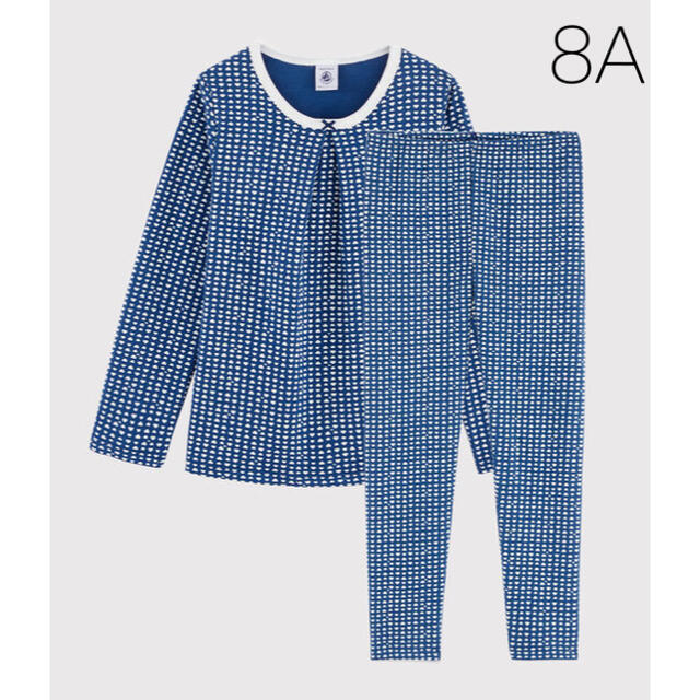 PETIT BATEAU(プチバトー)の新品未使用  プチバトー  長袖パジャマ  チュビック  ハート柄  8ans キッズ/ベビー/マタニティのキッズ服女の子用(90cm~)(パジャマ)の商品写真