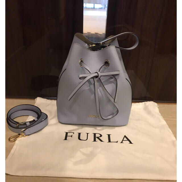 Furla(フルラ)の美品 FURLA フルラ 巾着　2way ショルダーバッグ レディースのバッグ(ショルダーバッグ)の商品写真