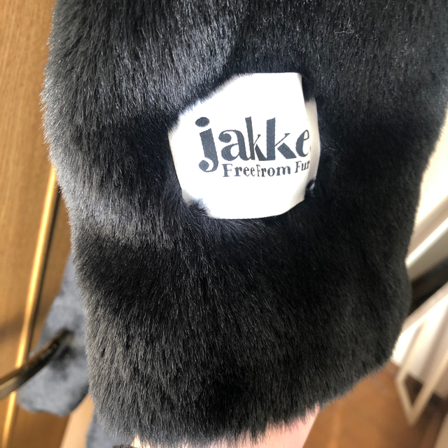 Ron Herman(ロンハーマン)のJakke longline faux fur coat  with belt レディースのジャケット/アウター(毛皮/ファーコート)の商品写真