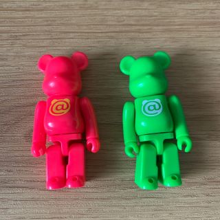 メディコムトイ(MEDICOM TOY)の【チコ様専用ページ】ベアブリック  単色　2体(その他)