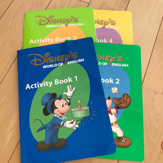 Disney(ディズニー)のDWE Activity Book キッズ/ベビー/マタニティのおもちゃ(知育玩具)の商品写真