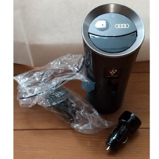 アウディ(AUDI)の【完全未使用】Audi限定品 車載用 プラズマクラスターイオン発生機(車内アクセサリ)