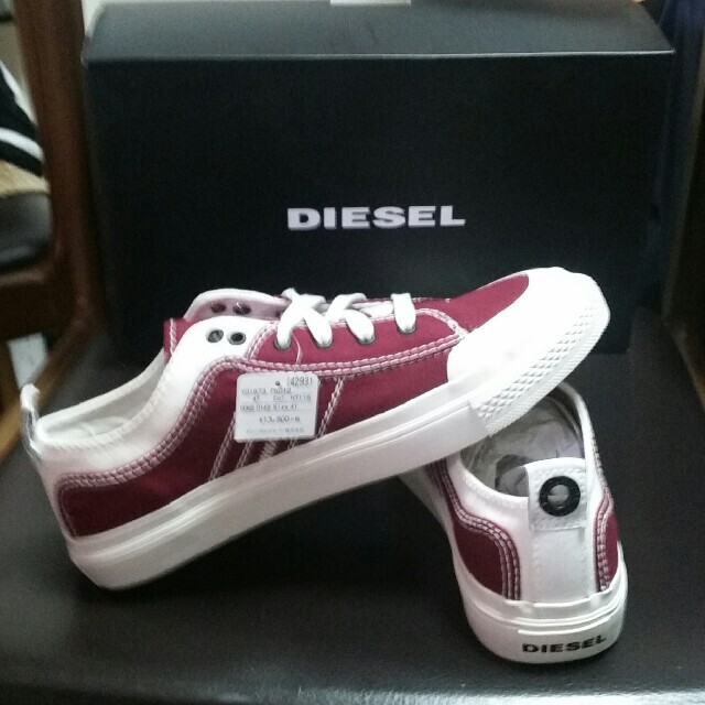 Diesel 超格安50 Off Dieselメンズスニーカー おまけ付 の通販 By くるくる S Shop ディーゼルならラクマ Diesel 超格安50 Off Dieselメンズスニーカー おまけ付 の通販 By くるくる S Shop ディーゼルならラクマ