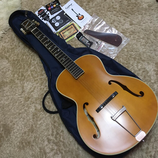 Epiphone(エピフォン)のEpiphone Masterbilt Century Zenith  楽器のギター(アコースティックギター)の商品写真