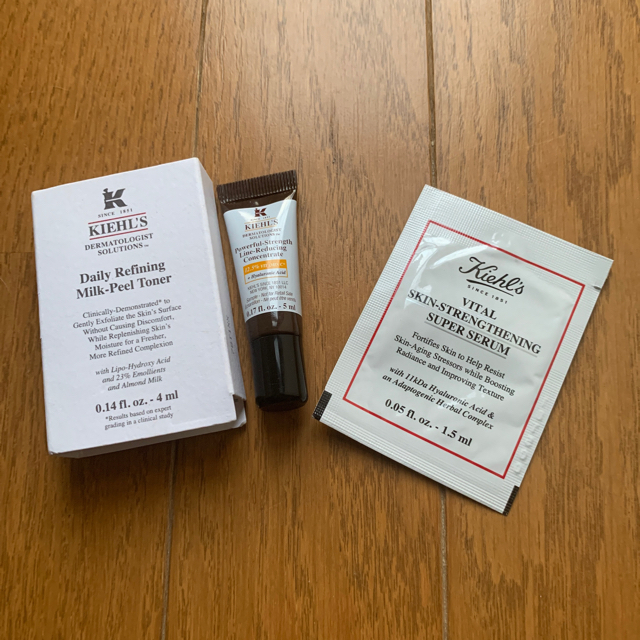 Kiehl's(キールズ)のKiehl’s クリアリーホワイト トリートメント トナー 200＋サンプル コスメ/美容のスキンケア/基礎化粧品(化粧水/ローション)の商品写真