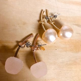 リキュエム　パールチェリーピアス　グミチェリーピアス(ピアス)