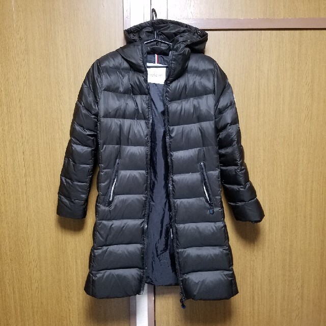 MONCLER　モンクレール　ダウンジャケット