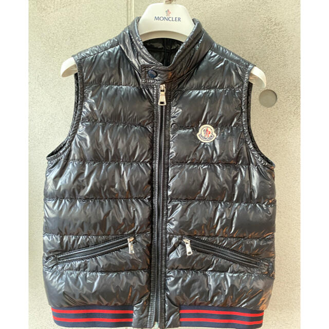 MONCLER モンクレール　キッズ　ベスト　6Aサイズ